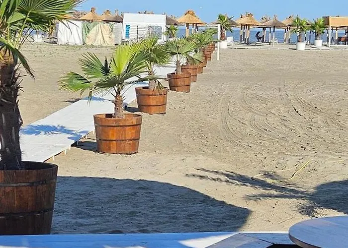 Casa Donau בית הארחה *