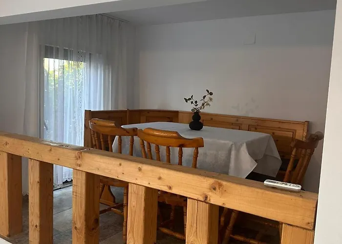 Casa Donau בית הארחה